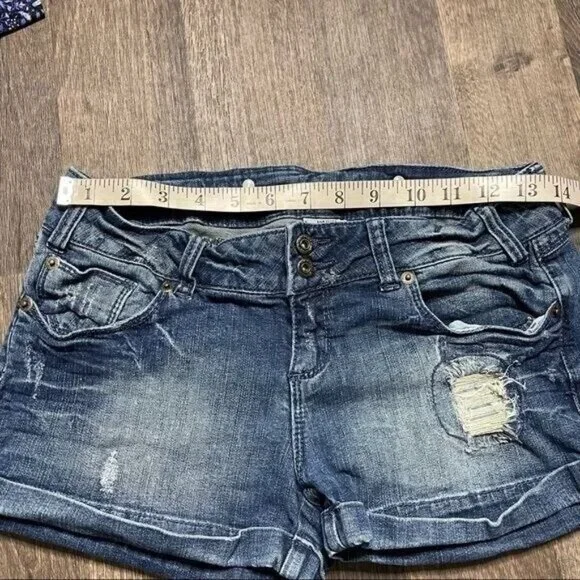 Blue Asphalt Blue Distressed Shorts Size 3 - Picture 2 of 6